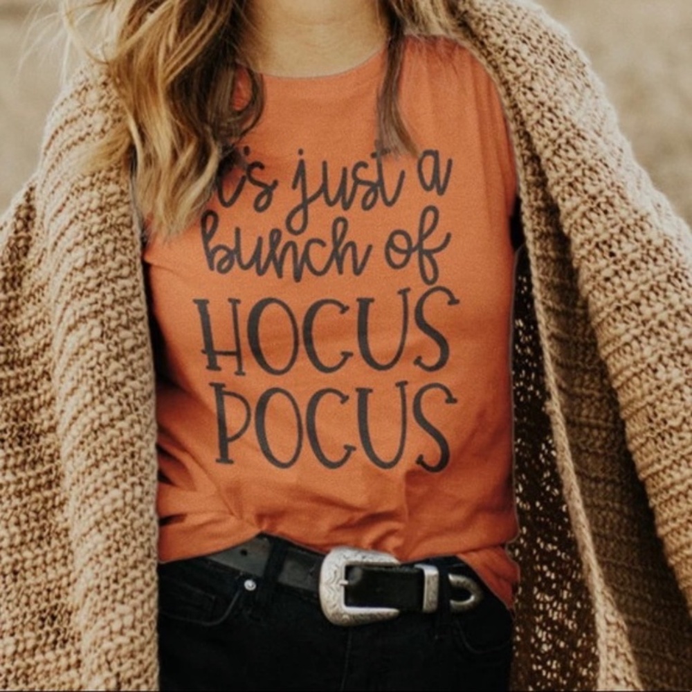 🛍️(NWT)It's Just a Bunch of Hocus Pocus! T-Shirt